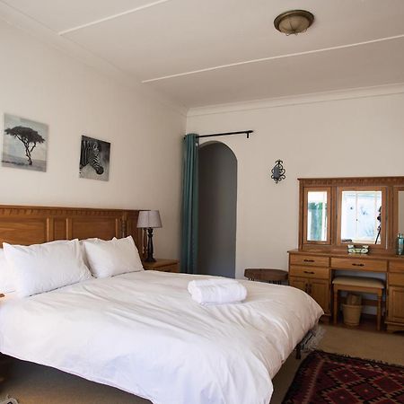 Rosewood Corner, Clarens Bed & Breakfast エクステリア 写真