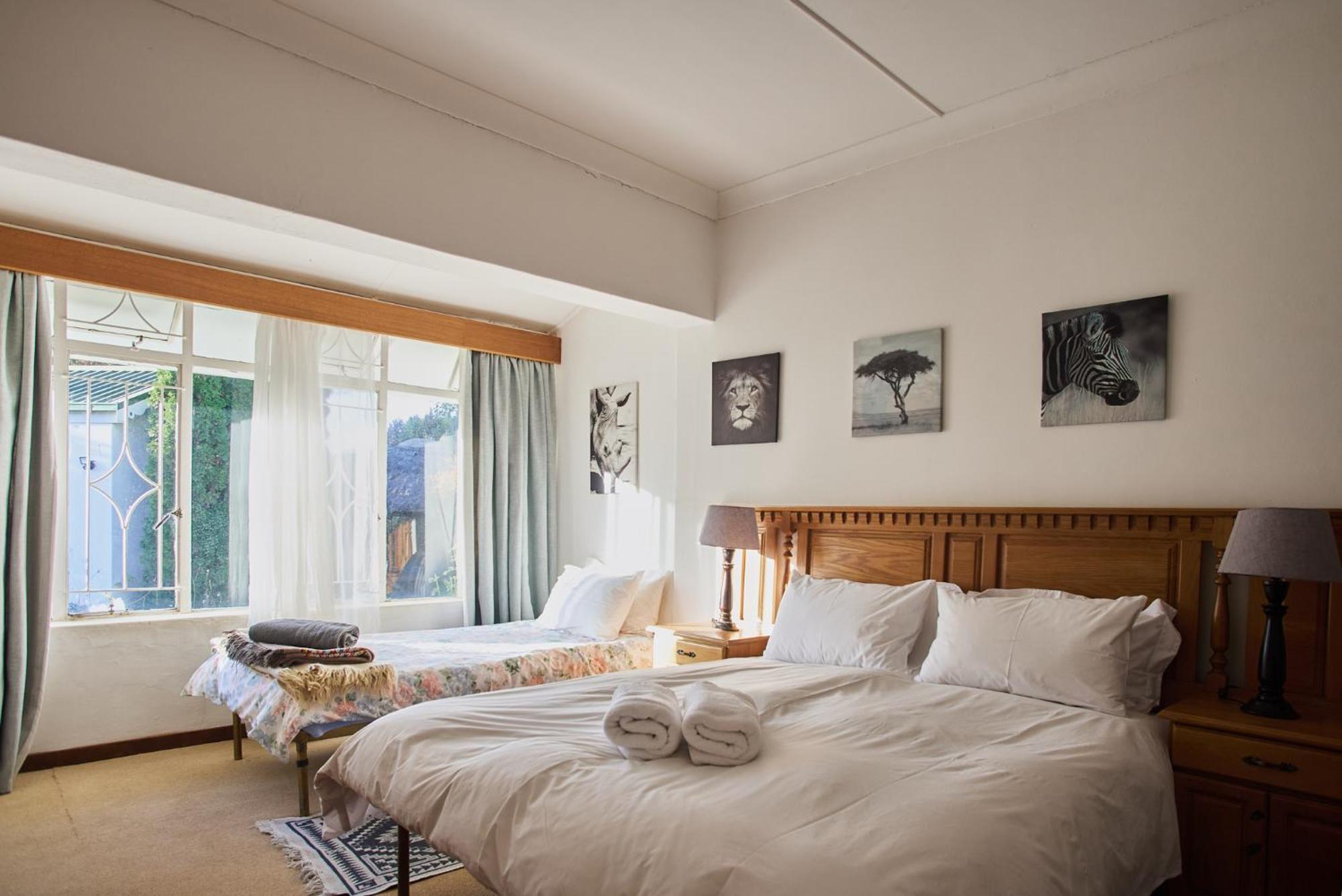 Rosewood Corner, Clarens Bed & Breakfast エクステリア 写真
