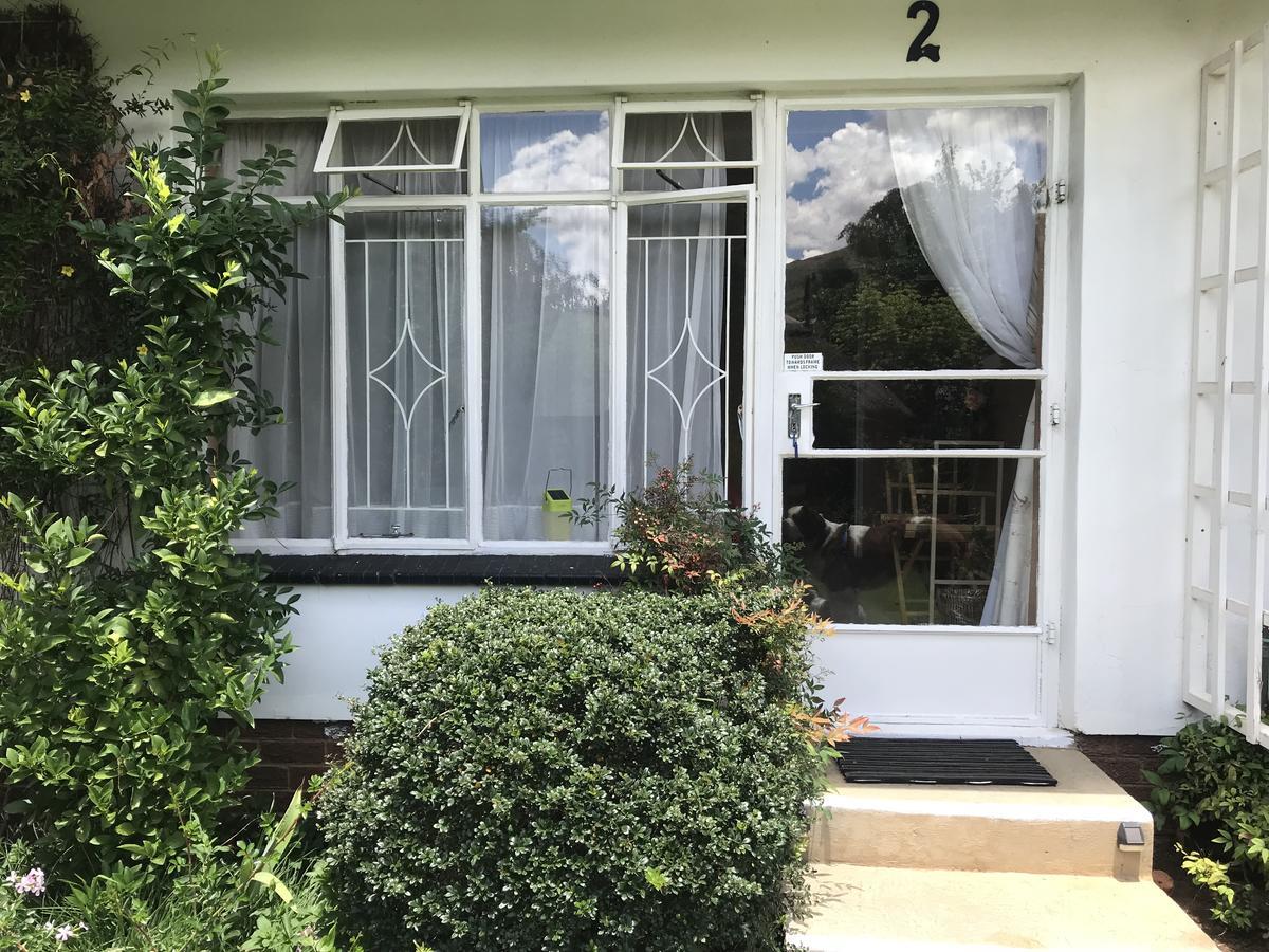 Rosewood Corner, Clarens Bed & Breakfast エクステリア 写真