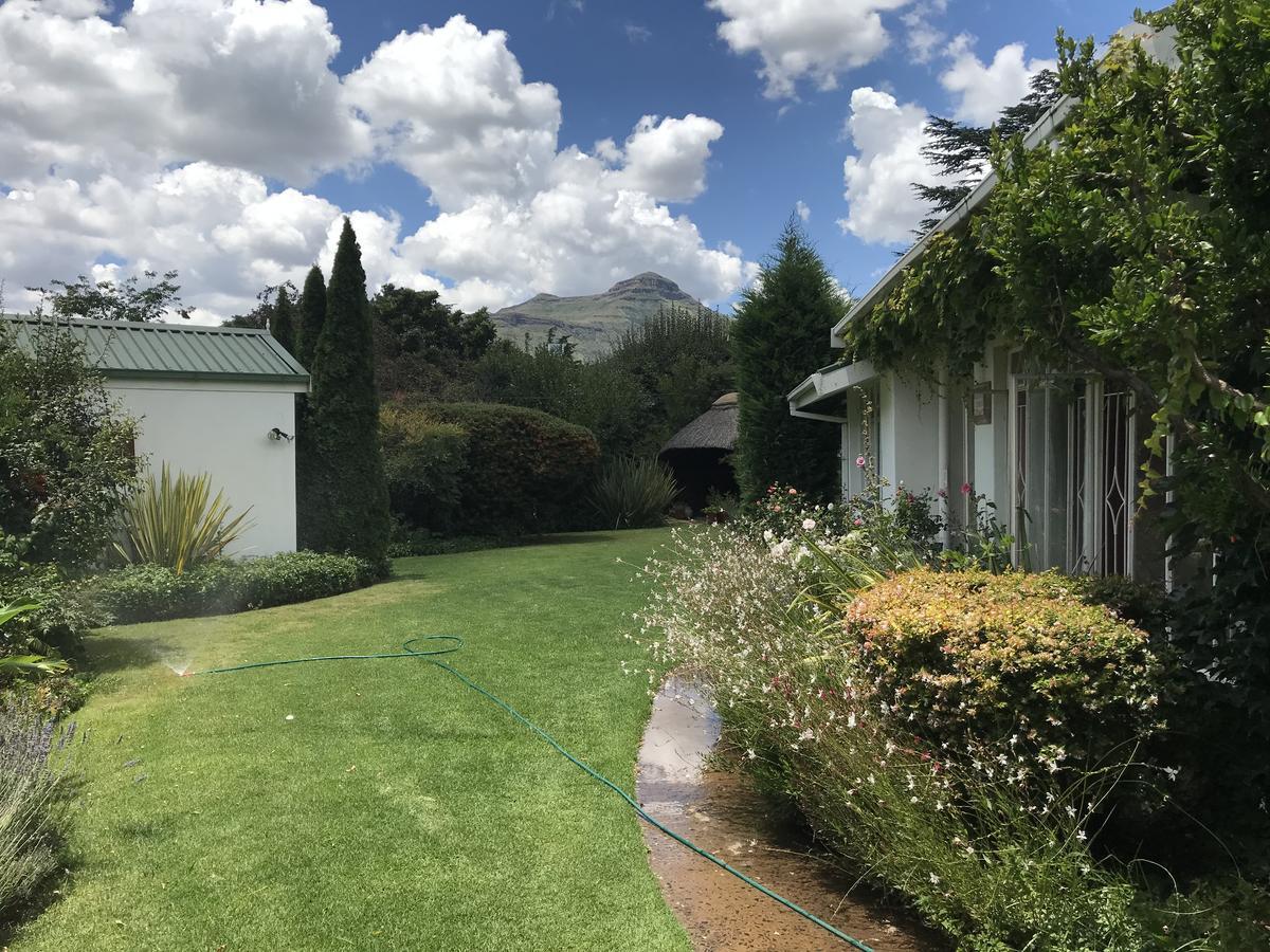 Rosewood Corner, Clarens Bed & Breakfast エクステリア 写真