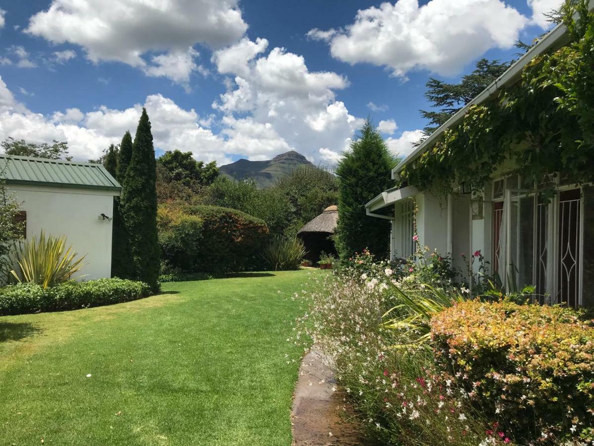 Rosewood Corner, Clarens Bed & Breakfast エクステリア 写真
